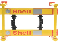 Adjustable Four Post Lift Shell Oil #2 1/18 Scale Diecast Model Cars Greenlight 13583