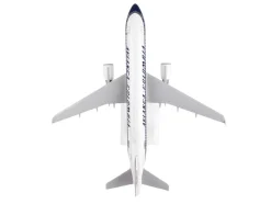 Airbus A320 Commercial Aircraft with Landing Gear Avianca Colombia N284AV White and Gray with Blue Stripes Snap Fit 1/150 Plastic Model Skymarks SKR1033