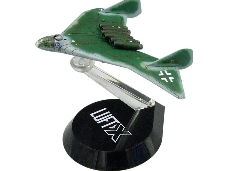 Arado E.555 Bomber Aircraft "Project Version" German Luftwaffe 1/144 Model by Luft-X
