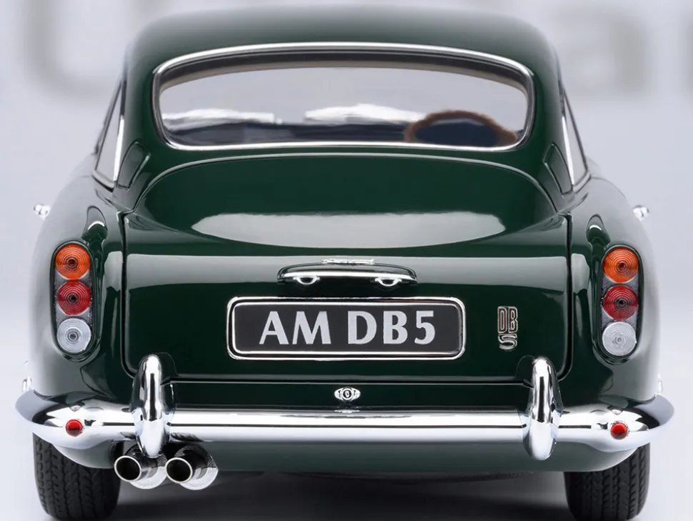 Aston Martin DB5 RHD (Right Hand Drive) British Racing Green 1/18 Model Car by Autoart