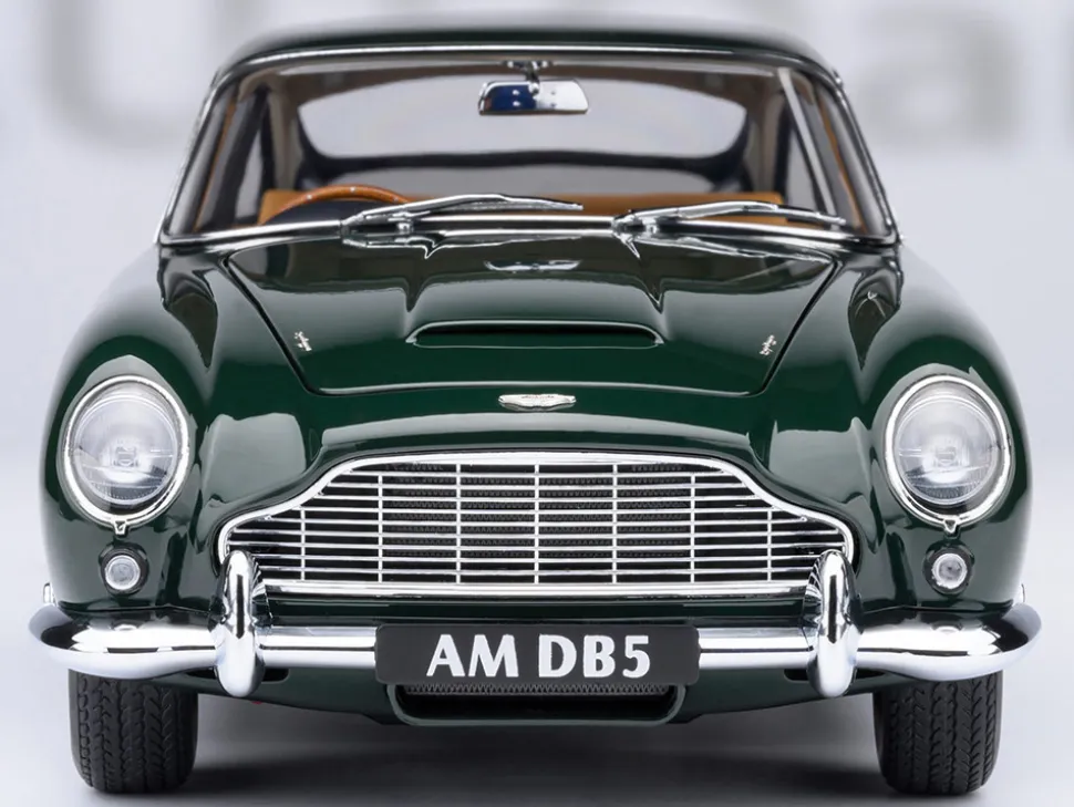 Aston Martin DB5 RHD (Right Hand Drive) British Racing Green 1/18 Model Car by Autoart