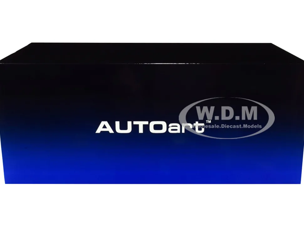 Aston Martin DB5 RHD (Right Hand Drive) British Racing Green 1/18 Model Car by Autoart