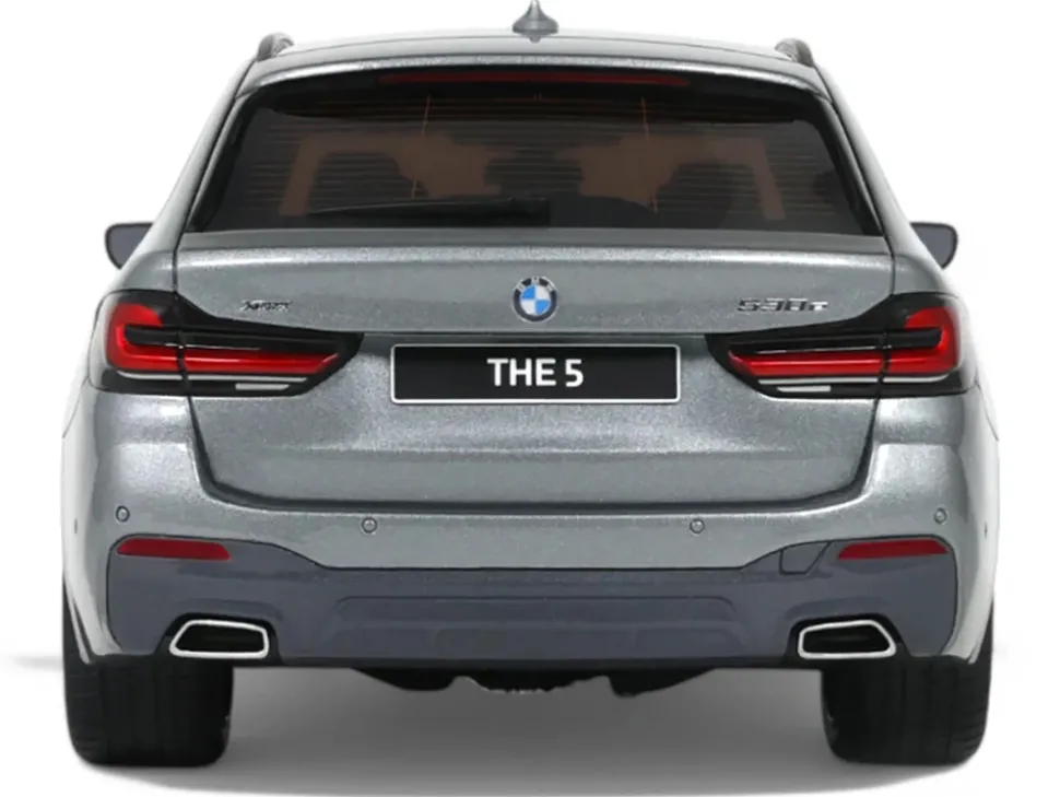 2023 BMW 530E XDrive M Silver Metallic 1/18 Model Car by GT Spirit