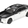 BMW i7 xDrive60 Dravit Alpine White and Black Sapphire Limited Edition 1/64 Diecast Model Car by Mini GT