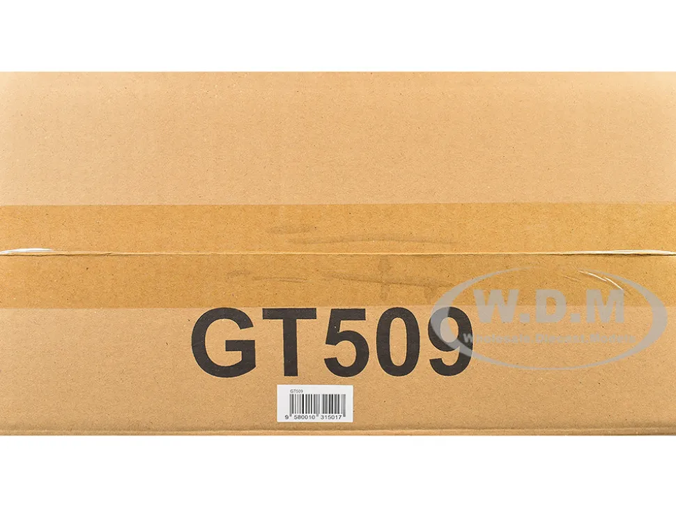 2024 BMW M5 Touring (G99) Isle of Man Green Metallic with Black Top 1/18 Model Car by GT Spirit