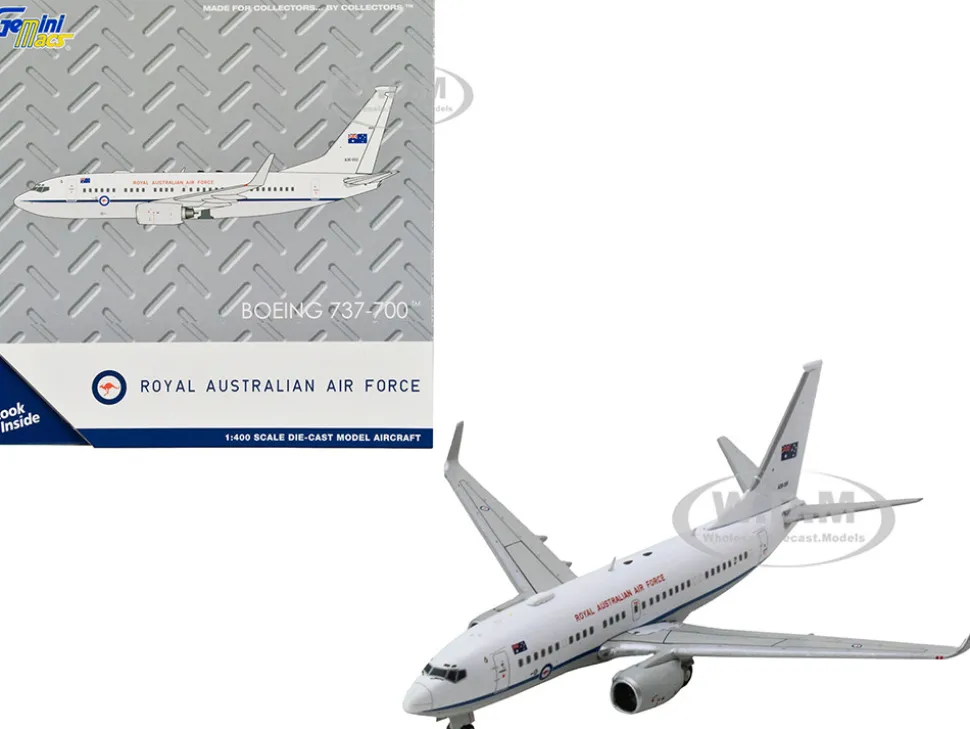 Boeing 737 700 Aircraft Royal Australian Air Force A36 001 White with Blue Stripes Gemini Macs Series 1/400 Diecast Model Airplane GeminiJets GM133
