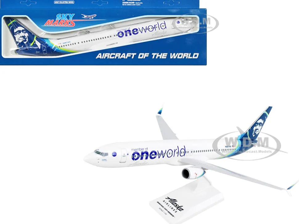 Boeing 737-900 Commercial Aircraft "Alaska Airlines - One World" (N487AS) White with Blue Tail (Snap-Fit) 1/130 Plastic Model by Skymarks