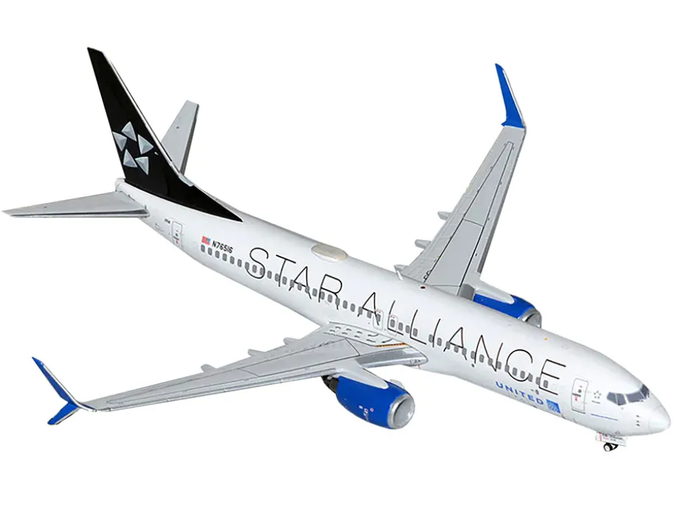 Boeing 737-800 Commercial Aircraft "United Airlines Star Alliance" (N76516) White with Black Tail "Gemini 200" Series 1/200 Diecast Model Airplane by GeminiJets