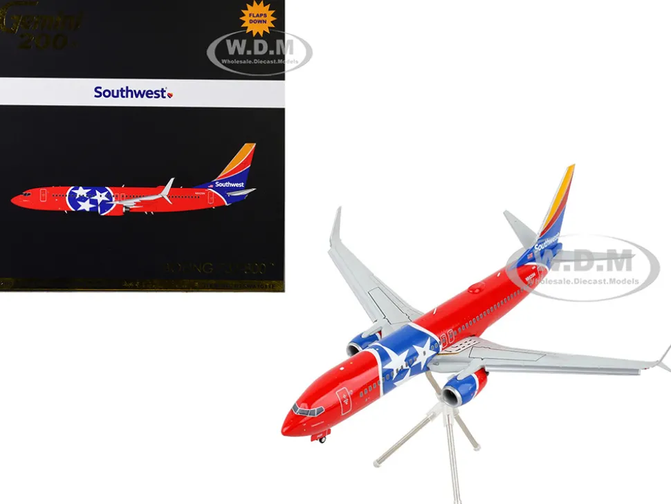 Boeing 737 800 Commercial Aircraft with Flaps Down Southwest Airlines Tennessee One Tennessee Flag Livery Gemini 200 Series 1/200 Diecast Model Airplane GeminiJets G2SWA1011F