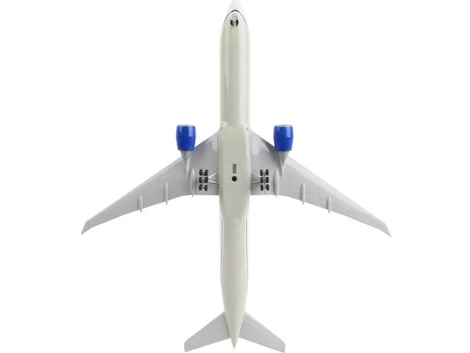 Boeing 777-300 Commercial Aircraft with Landing Gear "United Airlines" (N2749U) White with Blue Tail (Snap-Fit) 1/200 Plastic Model by Skymarks