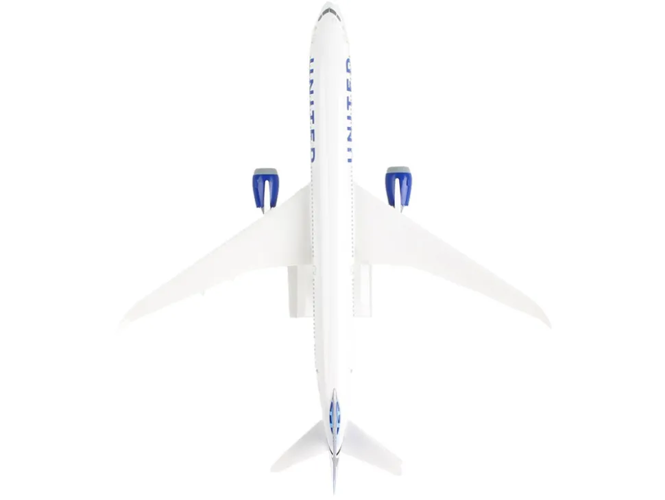 Boeing 787-10 Dreamliner Commercial Aircraft "United Airlines" (N12010) White with Blue Tail (Snap-Fit) 1/200 Plastic Model by Skymarks