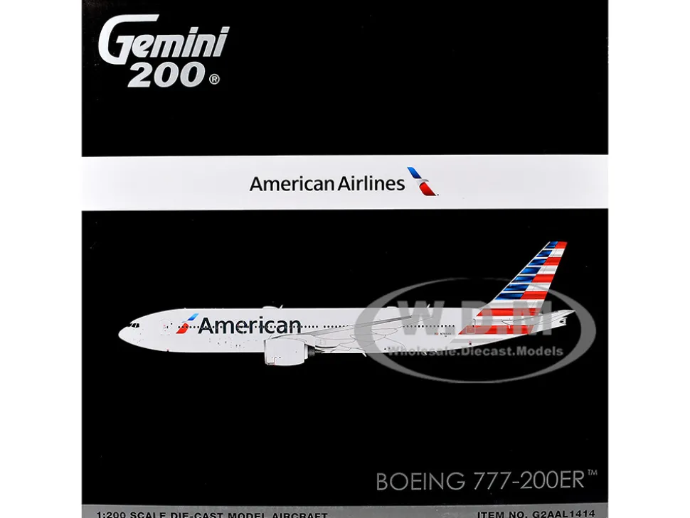 Boeing 777-200ER Commercial Aircraft "American Airlines" (N788AN) Silver with Striped Tail "Gemini 200" Series 1/200 Diecast Model Airplane by GeminiJets