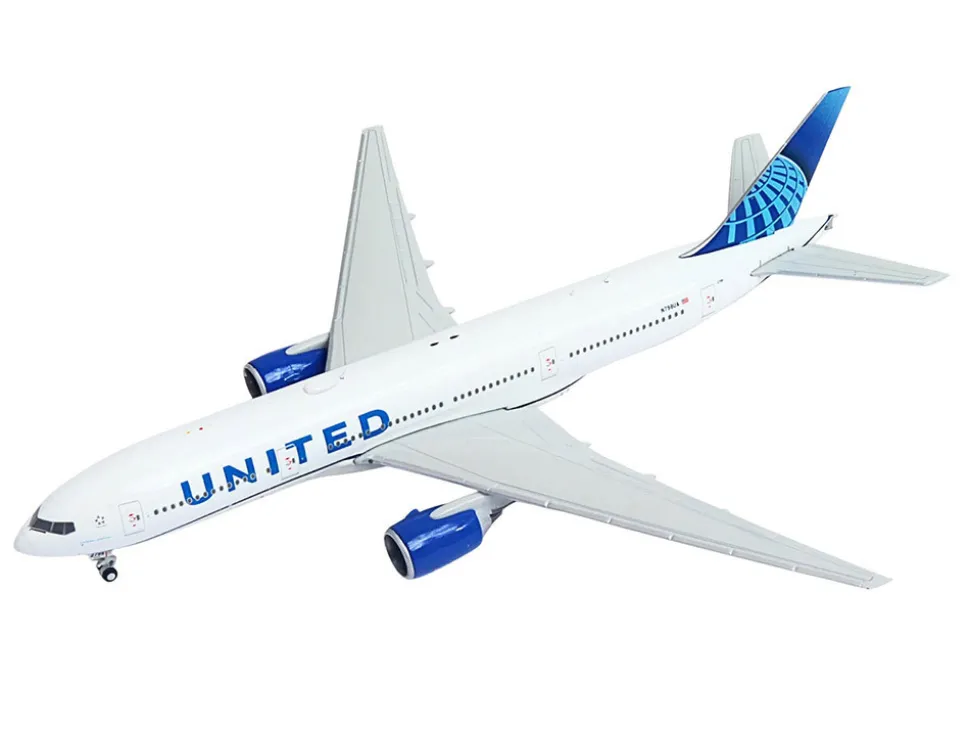 Boeing 777-200ER Commercial Aircraft "United Airlines" (N798UA) White with Blue Tail 1/400 Diecast Model Airplane by GeminiJets