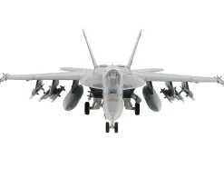 Boeing F/A-18E Super Hornet Fighter Aircraft "168910, Golden Warriors, VFA-87, Operation Inherent Resolve" (2017) United States Navy "Air Power Series" 1/72 Diecast Model by Hobby Master