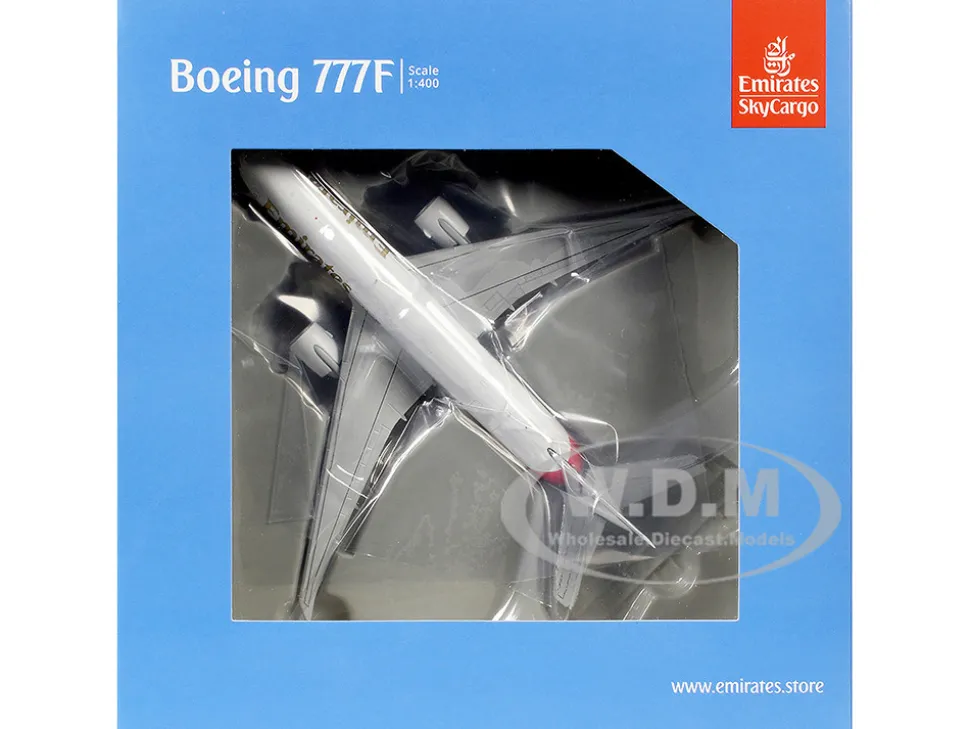 Boeing 777F Commercial Aircraft "Emirates SkyCargo" (A6-EFV) White with Striped Tail 1/400 Diecast Model Airplane by GeminiJets