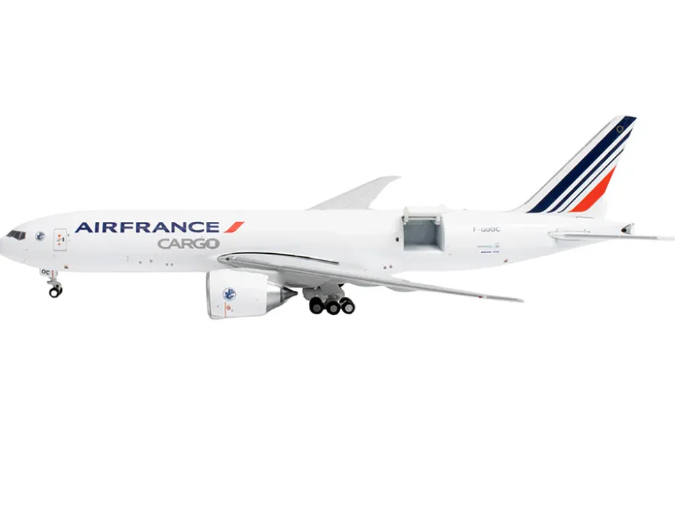 Boeing 777F Commercial Aircraft "Air France Cargo" (F-GUOC) White with Red and Blue Striped Tail "Interactive Series" 1/400 Diecast Model Airplane by GeminiJets