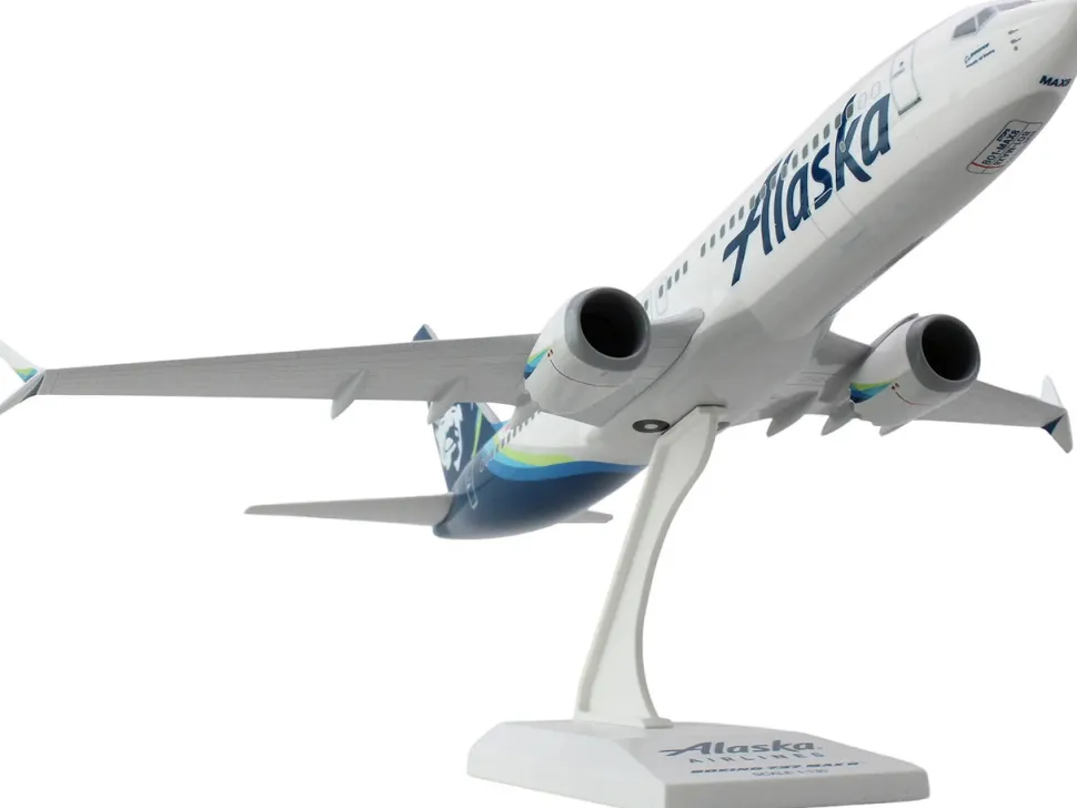 Boeing 737 MAX 8 Commercial Aircraft "Alaska Airlines" (N801AK) White with Blue Tail (Snap-Fit) 1/130 Plastic Model by Skymarks