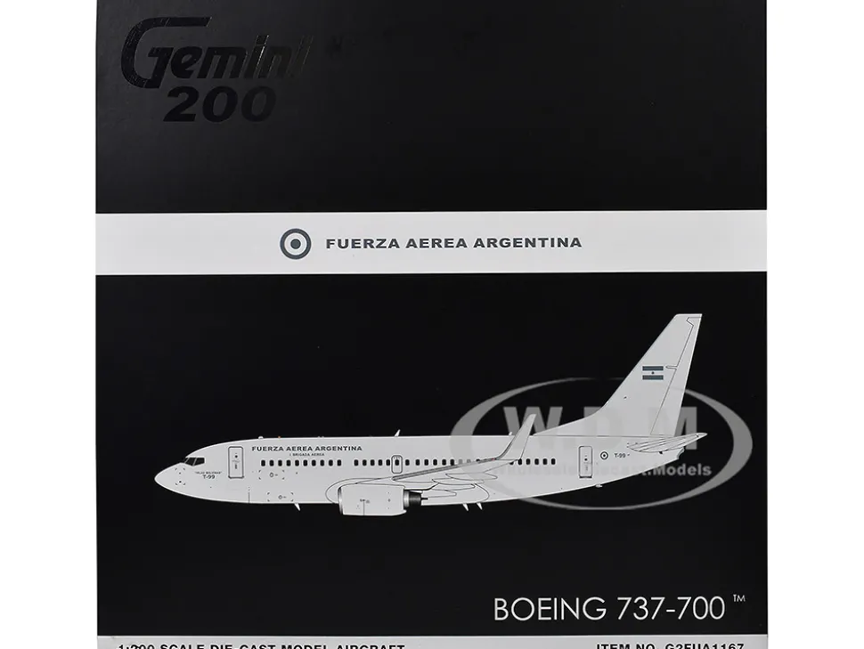 Boeing 737-700 Transport Aircraft "Fuerza Aerea Argentina (Air Force)" (T-99) Gray "Gemini 200" Series 1/200 Diecast Model Airplane by GeminiJets