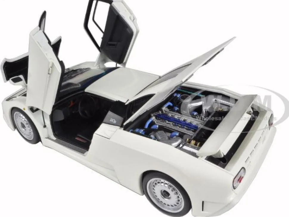 Bugatti EB110 GT White 1/18 Diecast Model Car Autoart 70978