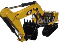 CAT Caterpillar 390F LME Hydraulic Tracked Excavator High Line Series with Operator 1/50 Diecast Model Diecast Masters 85284