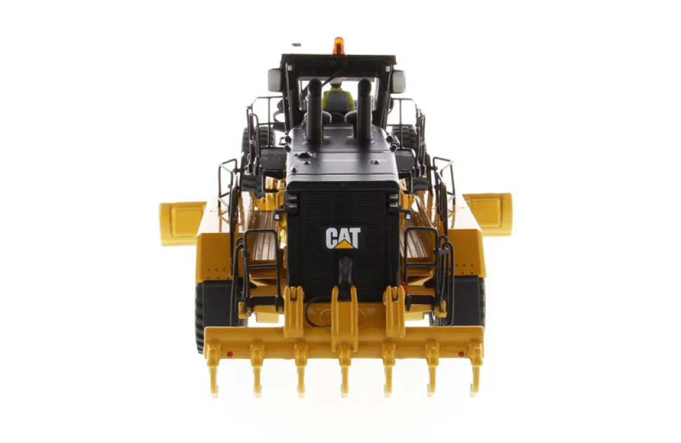 CAT Caterpillar 24 Motor Grader Operator High Line Series 1/50 Diecast Model Diecast Masters 85552