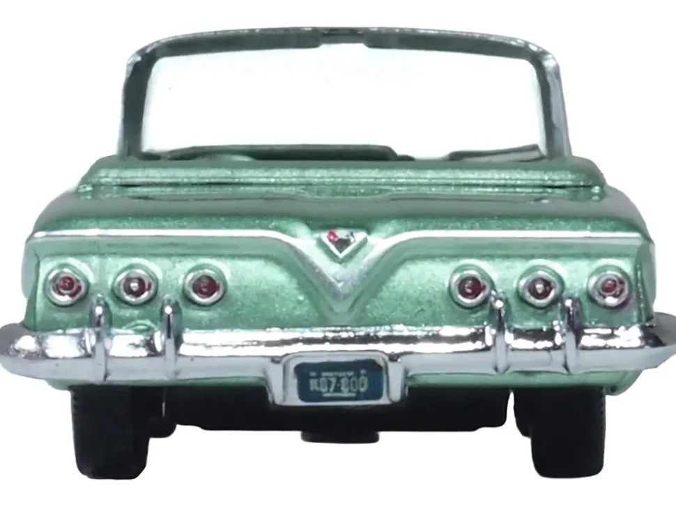 1961 Chevrolet Impala Convertible Arbor Green Metallic with Green Interior 1/87 (HO) Scale Diecast Model Car by Oxford Diecast