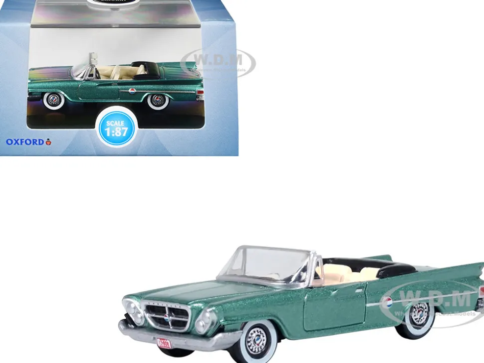 1961 Chrysler 300 Convertible Pinewood Green Metallic 1/87 (HO) Scale Diecast Model Car by Oxford Diecast