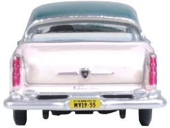 1955 Chrysler New Yorker Deluxe St. Regis Jade Green Metallic and Cream 1/87 (HO) Scale Diecast Model Car by Oxford Diecast