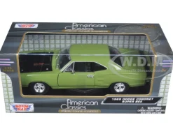 1969 Dodge Coronet Super Bee Green 1/24 Diecast Model Car Motormax 73315