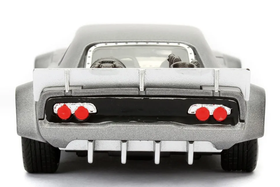 Dom's Ice Charger Fast & Furious F8 "The Fate of the Furious" Movie 1/32 Diecast Model Car Jada 98299