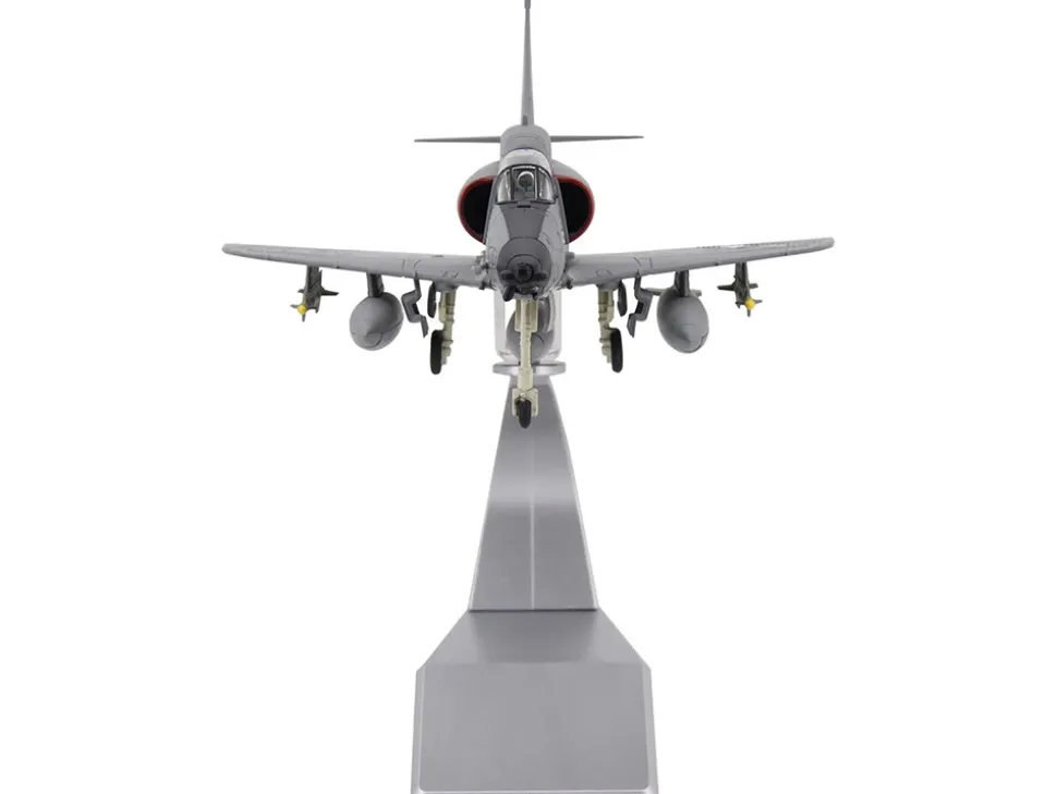 Douglas A-4D Skyhawk Aircraft "VMA-242 Bats, NAS Key West, 1962 Missile Crisis" United States Marine Corps 1/72 Diecast Model Airplane