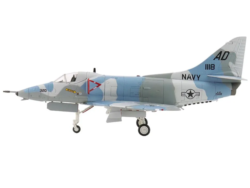 Douglas A-4E Skyhawk Aircraft "151118, Aggressor Scheme, VA-43" (1975) United States Navy "Air Power Series" 1/72 Diecast Model by Hobby Master