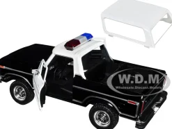 1978 Ford Bronco Police Car Unmarked Black and White Law Enforcement and Public Service Series 1/24 Diecast Model Car Motormax 76983bw