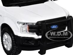 2019 Ford F-150 Lariat Crew Cab Pickup Truck with Bed Cage White with Flashing Light Bar and Front and Rear Lights and Sounds 1/27 Diecast Model Car by Motormax