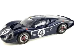 Ford GT40 MKIV #4 Denny Hulme - Lloyd Ruby