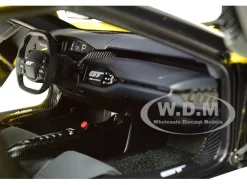 2017 Ford GT Triple Yellow Black Stripes 1/18 Model Car Autoart 72944