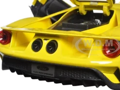 2017 Ford GT Yellow 1/18 Diecast Model Car Maisto 31384