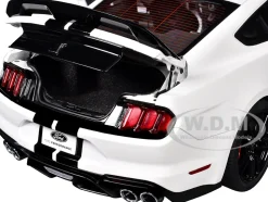 Ford Mustang Shelby GT500 Oxford White with Black Stripes 1/18 Model Car by Autoart