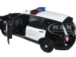 2015 Ford Police Interceptor Utility Black White Flashing Light Bar Front Rear Lights 2 Sounds 1/24 Diecast Model Car Motormax 79536