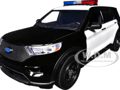 2022 Ford Police Interceptor Utility Black and White 