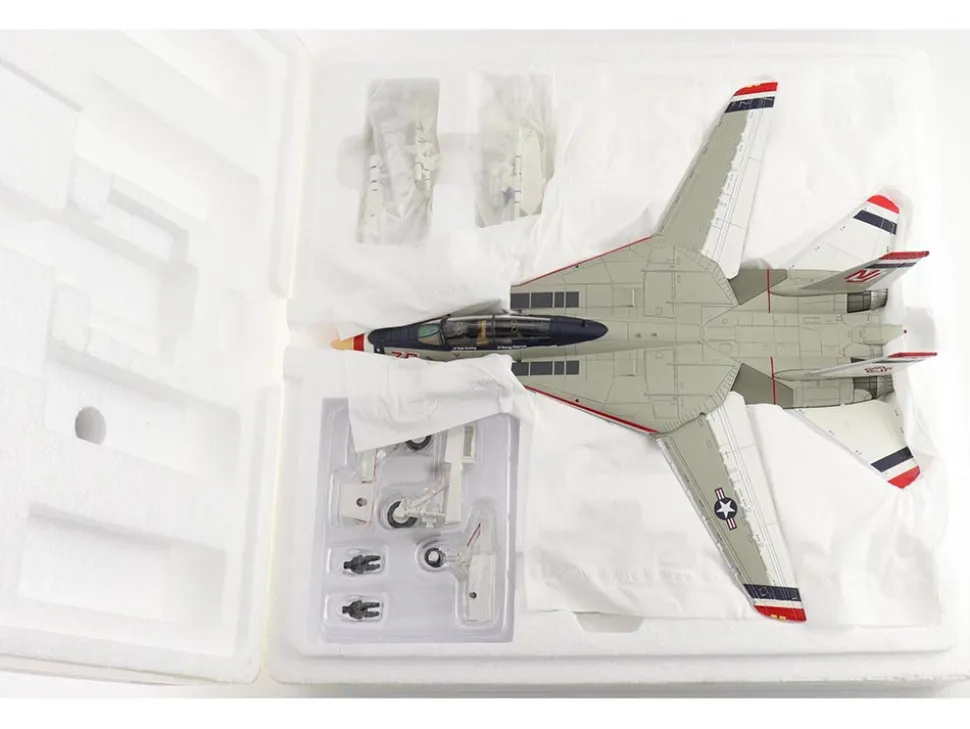Grumman F-14A Tomcat Fighter Aircraft "Bicentennial Scheme, VF-124" (1976) United States Navy "Air Power Series" 1/72 Diecast Model by Hobby Master