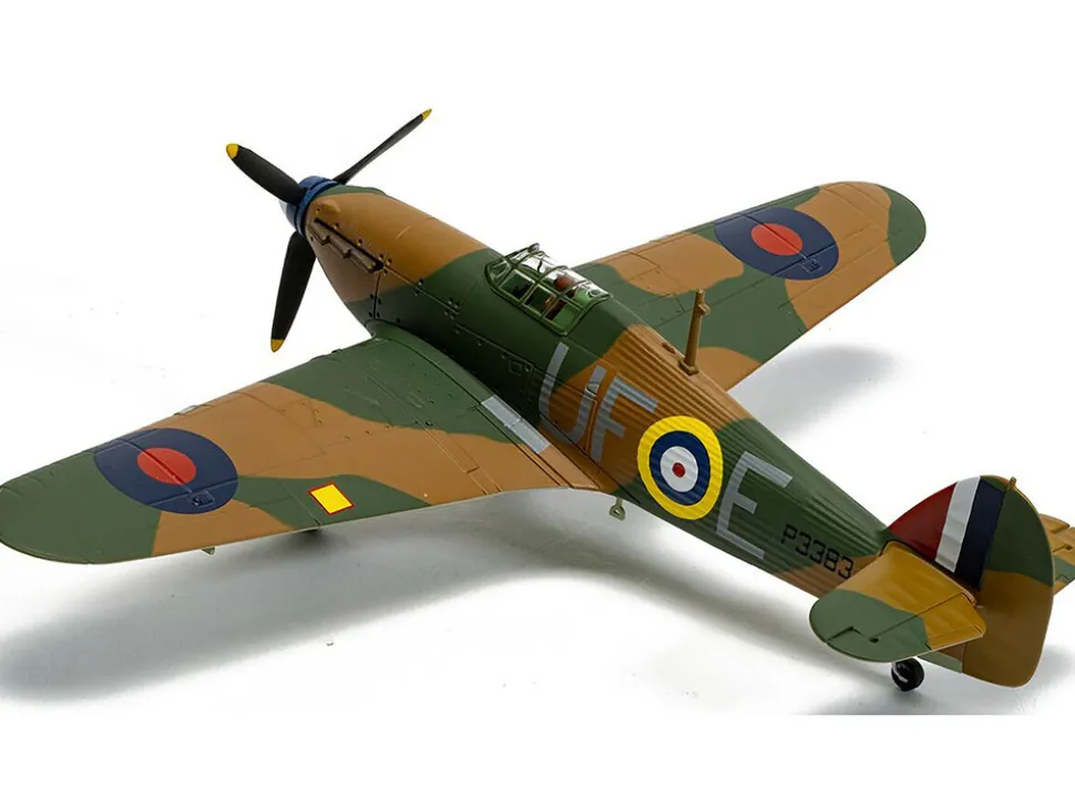 Hawker Hurricane Mk.I Fighter Aircraft "Pilot Officer William 'Billy' Fiske, No. 601 Squadron, Battle of Britain" (1940) British Royal Air Force "The Aviation Archive" Series 1/72 Diecast Model by Corgi