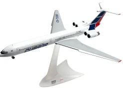 Ilyushin IL-62M Commercial Aircraft "Cubana de Aviacion" (T1280) White with Blue and Red Tail 1/200 Diecast Model Airplane by Herpa