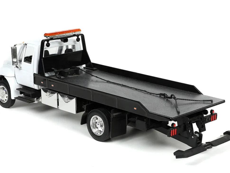 International DuraStar 4400 Flatbed Tow Truck White 1/24 Diecast Model Jada 34040