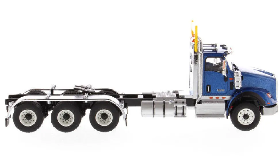International HX620 Day Cab Tridem Tractor Blue 1/50 Diecast Model Diecast Masters 71010