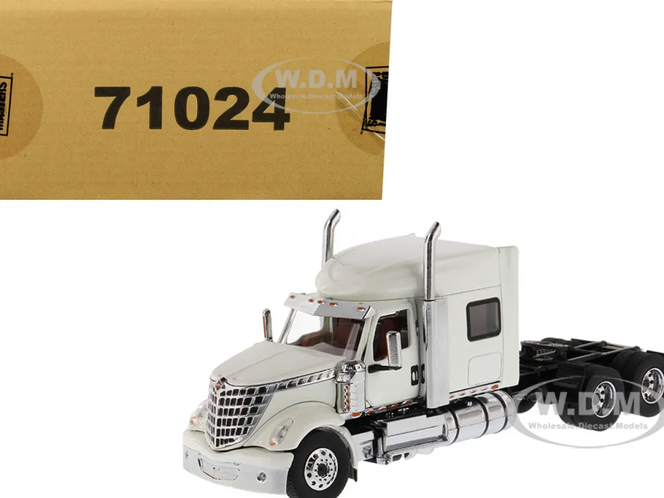 International LoneStar Sleeper Cab Truck Tractor White 1/50 Diecast Model Diecast Masters 71024