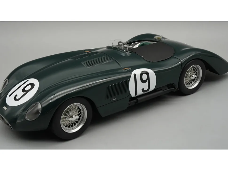 Jaguar C-Type Longtail #19 Peter Whitehead - Ian Stewart "24 Hours of Le Mans" (1952) "Mythos Series" with Display Case Limited Edition to 55 pieces Worldwide 1/18 Model Car by Tecnomodel