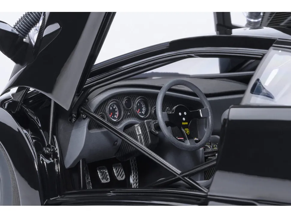 Lamborghini Diablo GTR Deep Black 1/18 Model Car by Autoart