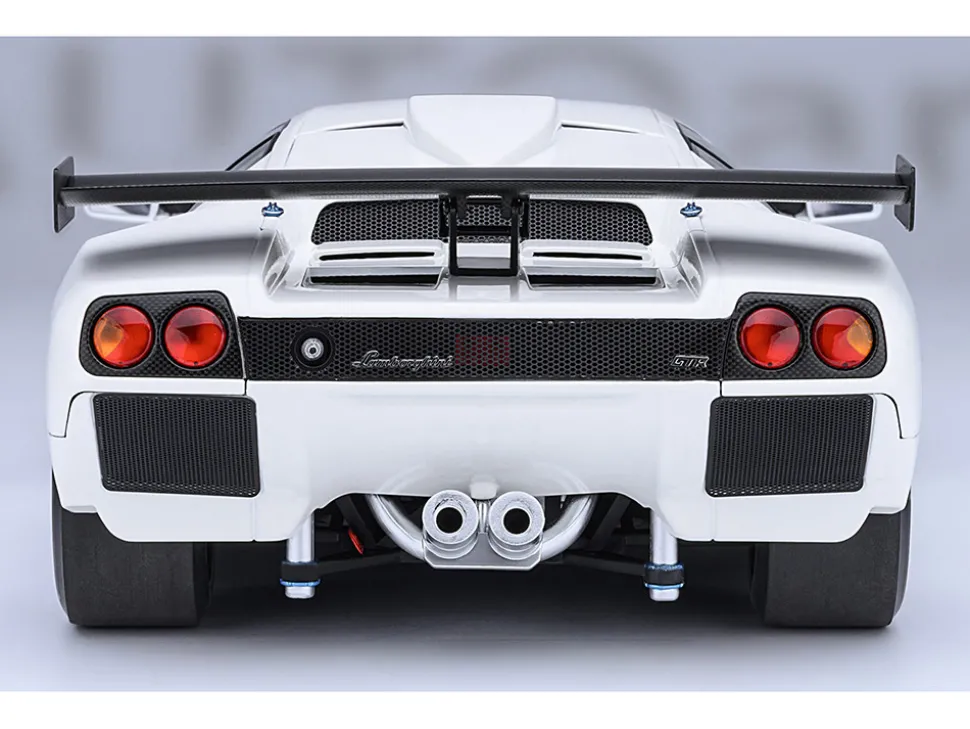 Lamborghini Diablo GTR Impact White 1/18 Model Car by Autoart