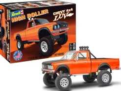 Level 4 Model Kit Chevrolet LUV 4x4 Pickup Truck 